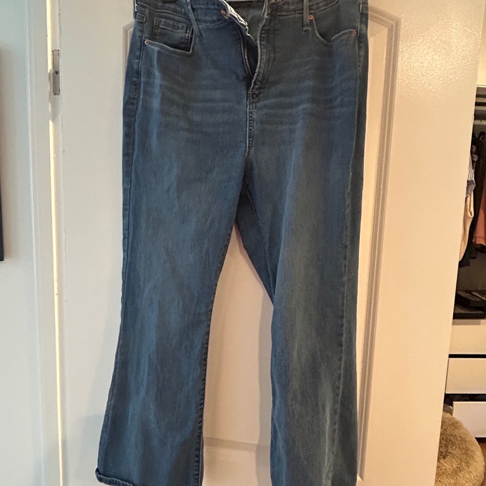 Denizen from Levi's ultra high rise crop flare